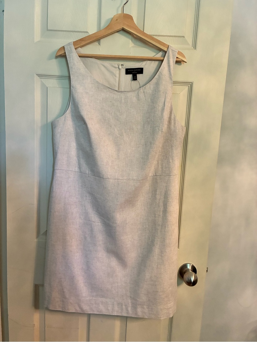 Banana Republic Sleeveless Sheath Dress in Light Beige Color - NWT